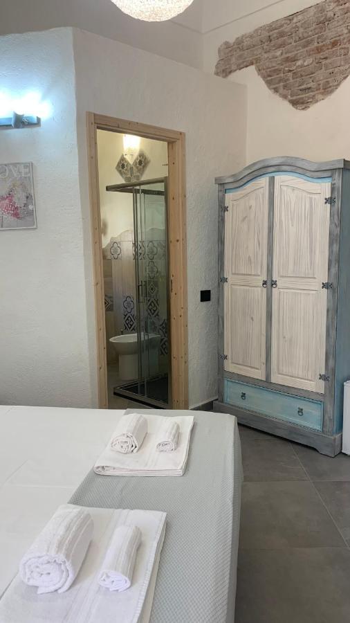 La Casa Di Dario Hotel La Maddalena  Ngoại thất bức ảnh